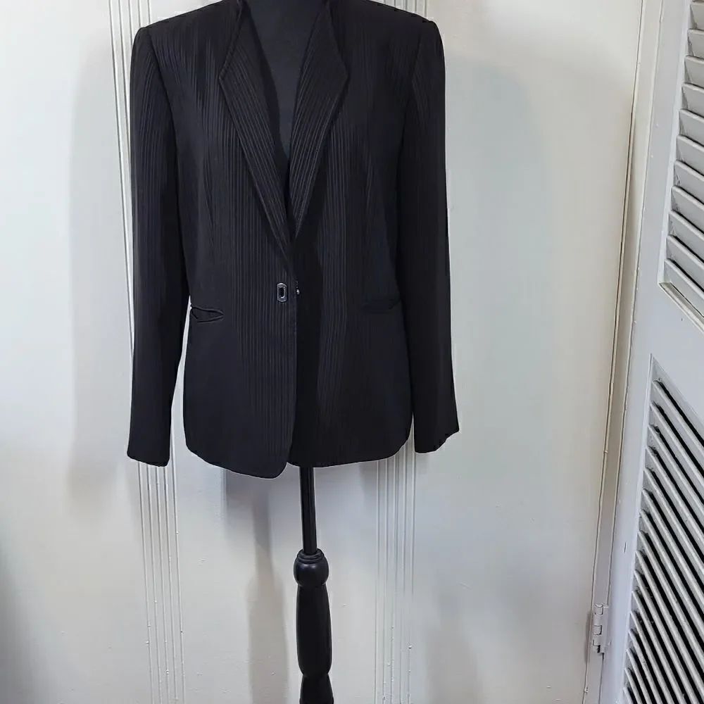 Tahari Petite Black Striped Jacket